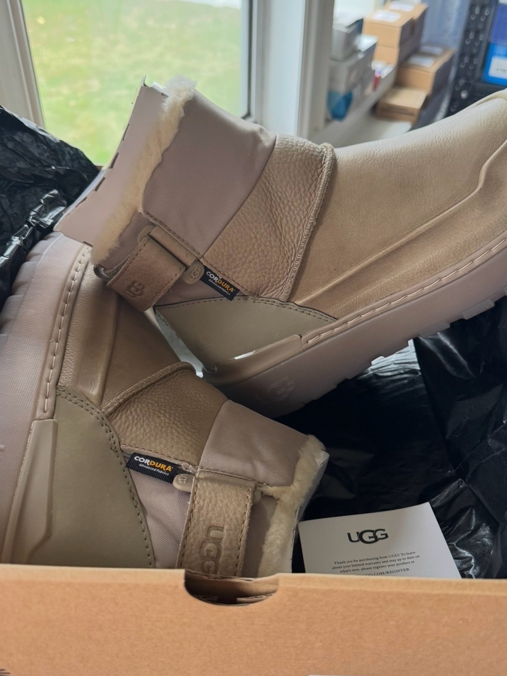 UGG Men's M City Waterproof Tan Shearling-Trim Boots New
